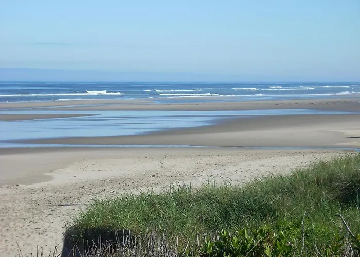 Silver Surf Motel