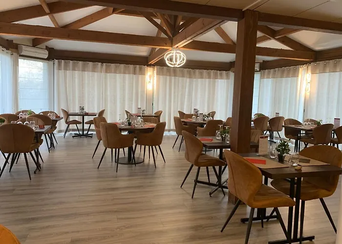 Hôtel Au Relais des Lilas