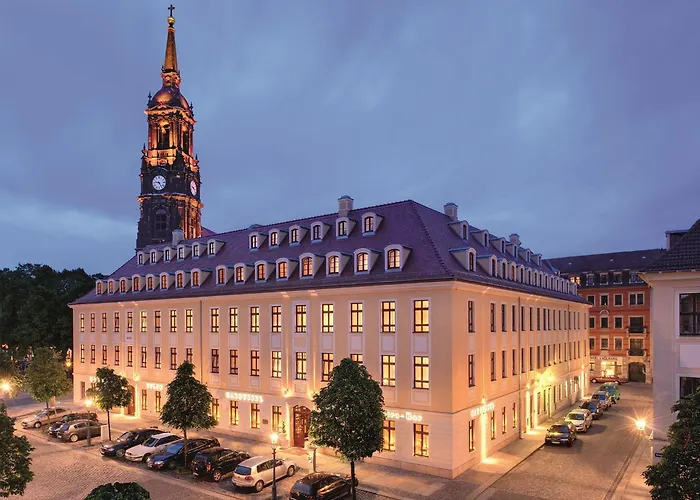 Relais & Chateaux Buelow Palais